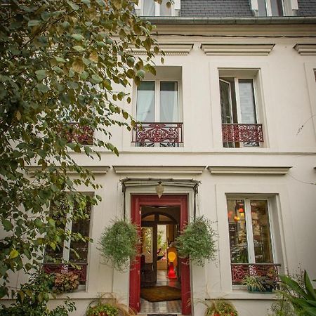 Le Jardin Des Toiles Hotell Triel-sur-Seine Exteriör bild