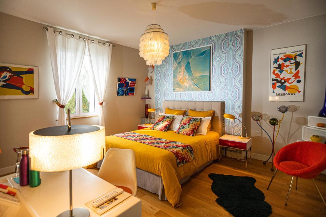 Le Jardin Des Toiles Hotell Triel-sur-Seine Exteriör bild