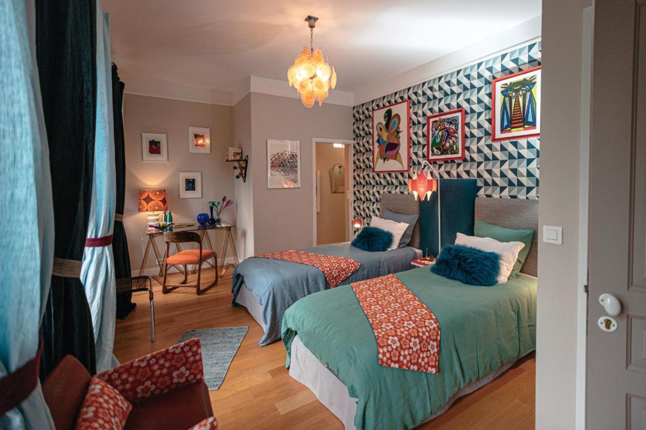 Le Jardin Des Toiles Hotell Triel-sur-Seine Exteriör bild