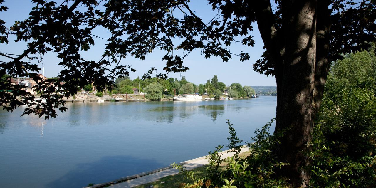 Le Jardin Des Toiles Hotell Triel-sur-Seine Exteriör bild